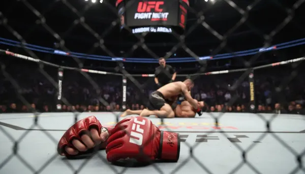 A Decisão Controversa de Evloev no UFC London: Os Juízes Acertaram?